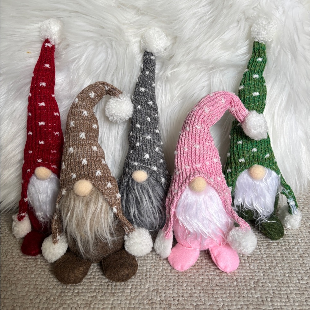 Set of 5 Festive Gnome Plush Decor. New without tags.!